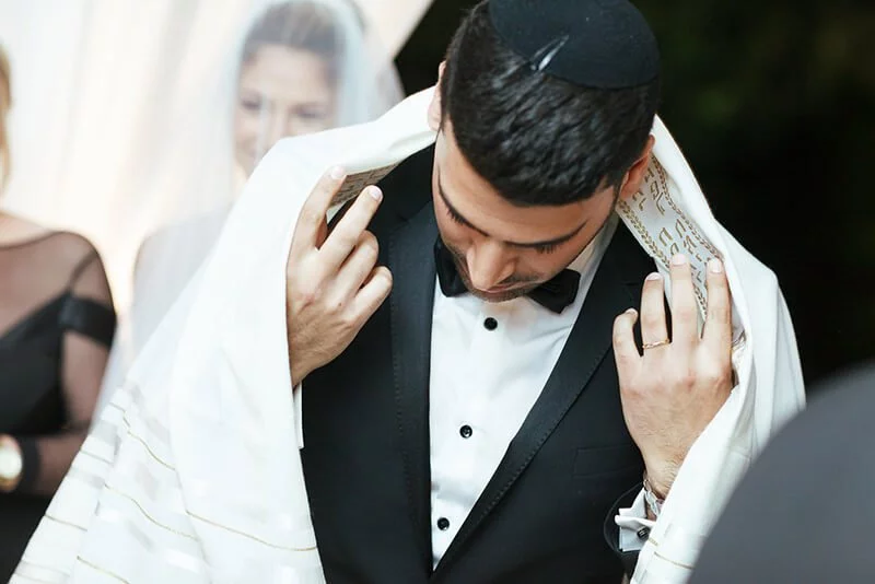 groom 