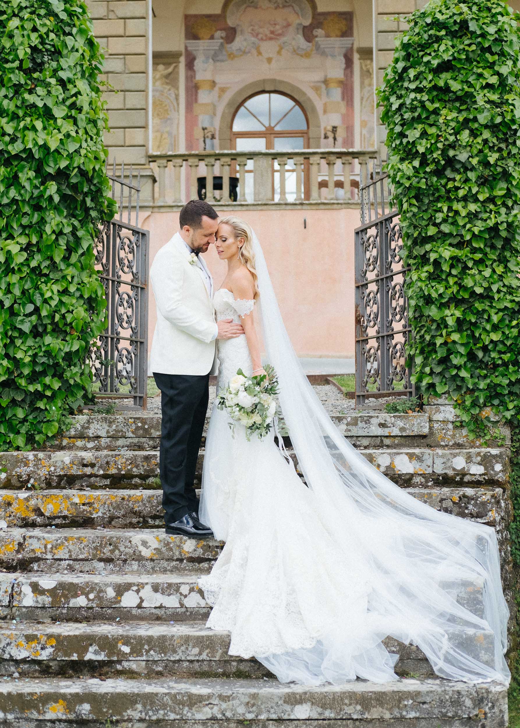 Tuscany wedding by Style a Wedding